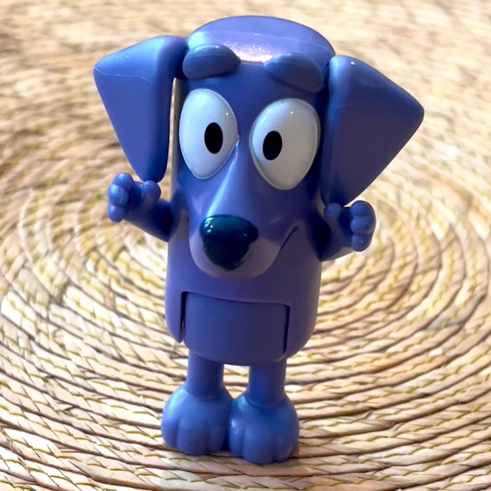 Rare Jean Luc Bluey Caravan 2.5" Play Figure Pose-able Purple Dog